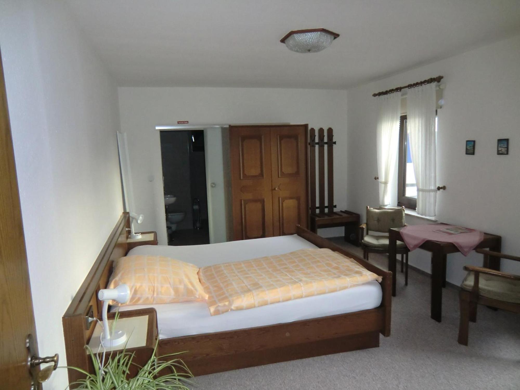 Hotel Die Clus Volksen  ภายนอก รูปภาพ