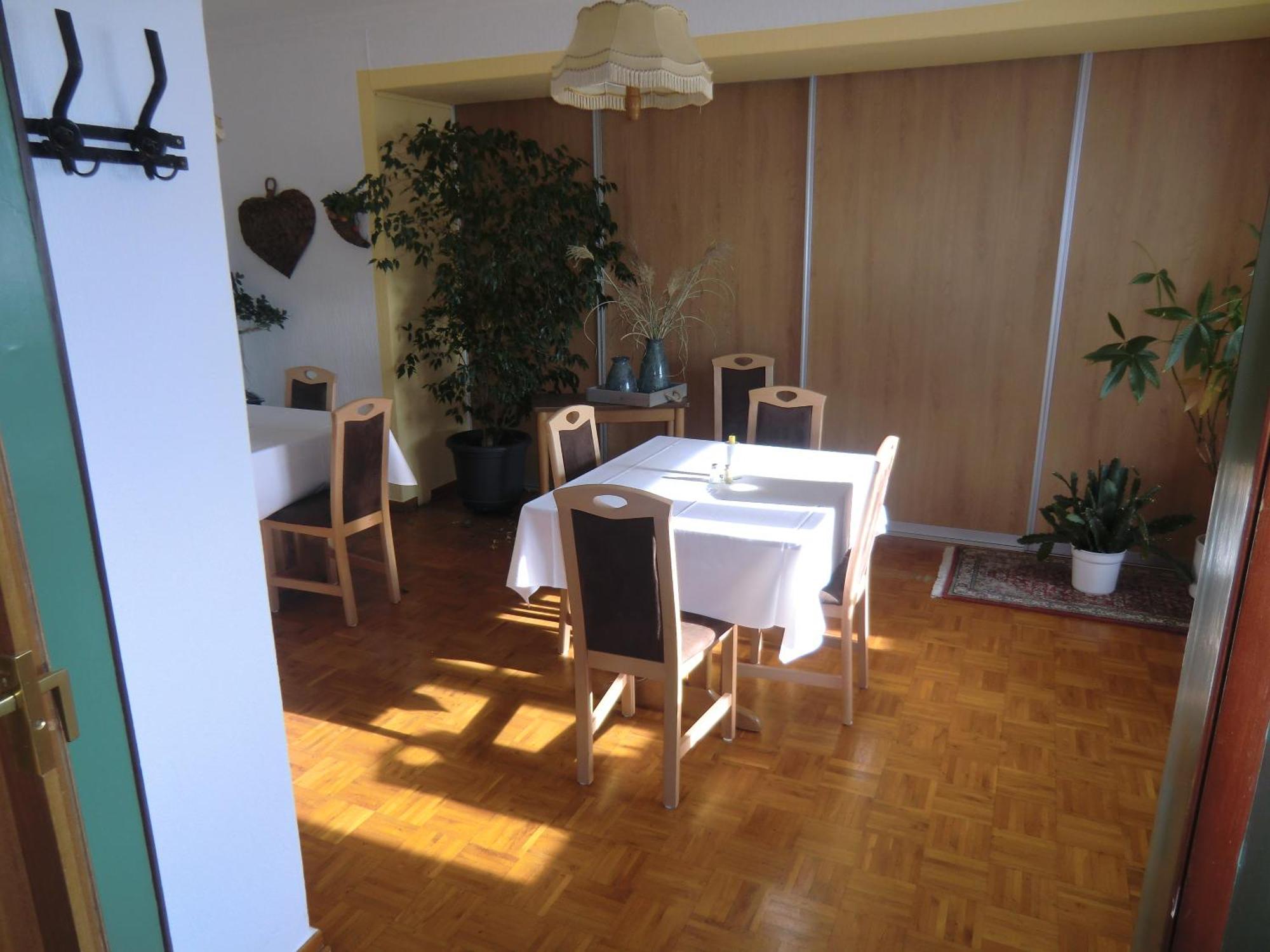 Hotel Die Clus Volksen  ภายนอก รูปภาพ